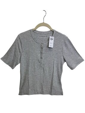 Abercrombie & Fitch Half Sleeve Henley Top, Size SMALL